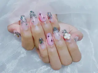 ネイル VIVIAN リサのネイルデザイン