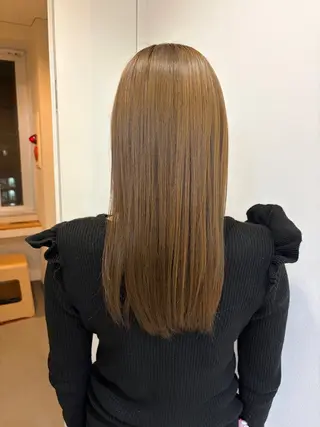 カラー UNBIRTHDAY amiのヘアスタイル