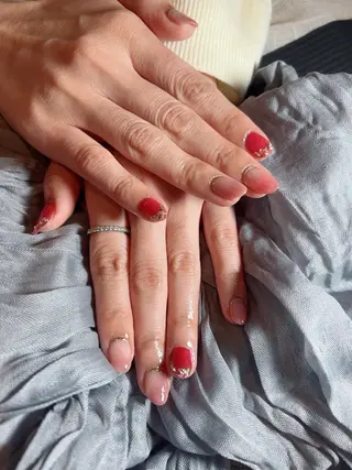 ネイル nail studio Ulu所属・漆崎 茜のネイルデザイン