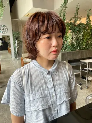 ショート パーマ 上平 綾菜のヘアスタイル