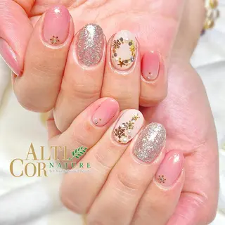 ネイル ChezEspoir【シェエスポワール】所属・ChezEspoir 佐藤のネイルデザイン