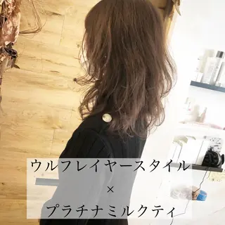 ミディアム カラー テトネ タカシのヘアスタイル