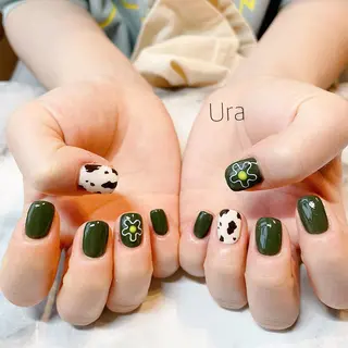 ネイル UrakoNail 《nail》のネイルデザイン
