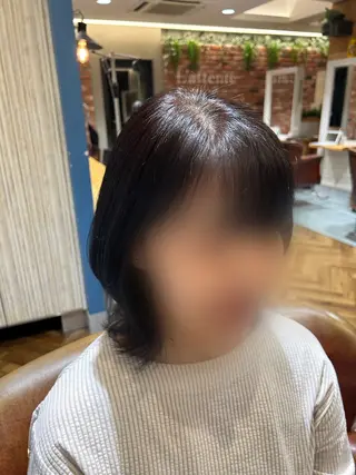 ミディアム 三瓶 公子のヘアスタイル
