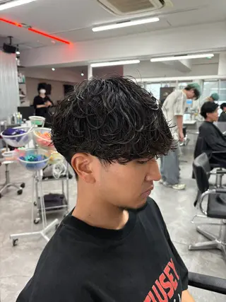 パーマ メンズ パーマ支持率No.1 ❤️‍🔥安成弾のヘアスタイル