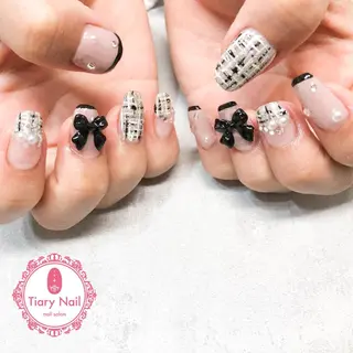 ネイル tiarynail K Kのネイルデザイン