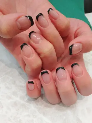 ネイル 會田 瑠衣のネイルデザイン