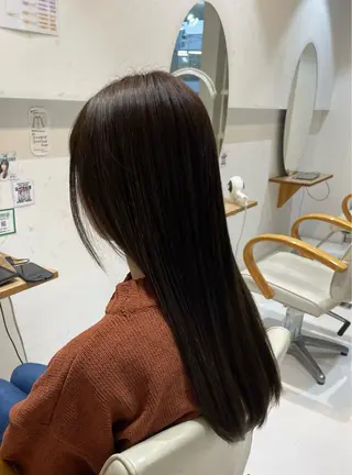 ロング カラー ４ｃｍ諸江店所属・澤野 祐羽のヘアスタイル