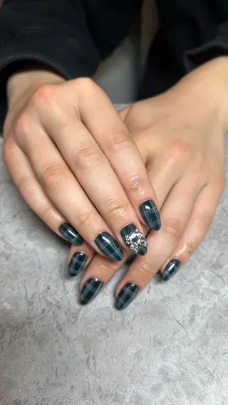 ネイル eyelash &nail REVE立川南口店所属・REVE南口 🌺yuina🌺のネイルデザイン