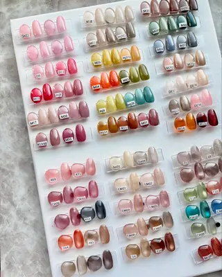 ネイル Hum.nail （はむ.ねいる）のネイルデザイン