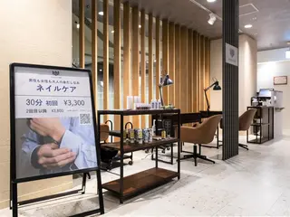 ネイル maninail 新宿マルイメン店のネイルデザイン