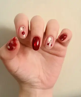 ネイル 🫧 はる🩵のネイルデザイン