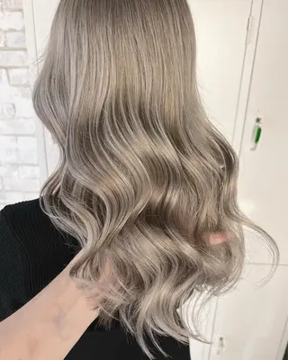 セミロング grow恵比寿【グロウ】髪質改善/ハイライト/ブリーチ/レイヤーカット所属・奥野 貴史　代表　レイヤーのヘアスタイル