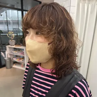 ミディアム パーマ Nico所属・Nico🌛 Karenのネイルデザイン