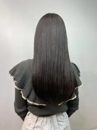 ロング yuuto🌈 冬の透け感カラーのヘアスタイル