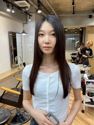 ロング カラー ニュアンス/透明感 /似合わせ綾人🌈のヘアスタイル