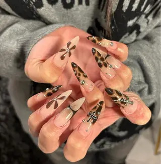 ネイル Nie Nail Shinokuboのネイルデザイン