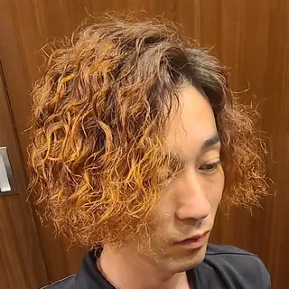 メンズ セミロング パーマ 針生 永遠のヘアスタイル