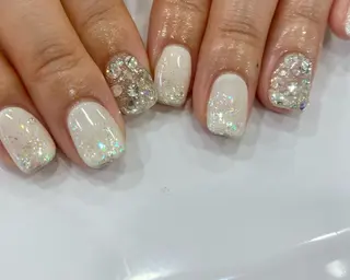 ネイル 安藤 彩乃のネイルデザイン