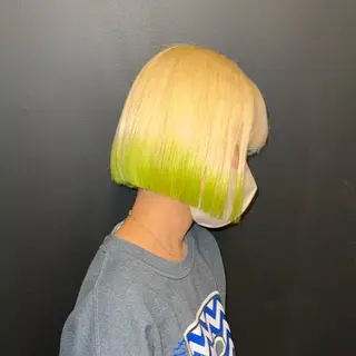 ショート カラー HIKARI🐈‍⬛ レイヤー×デザインのヘアスタイル