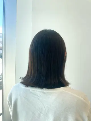 ミディアム カラー 堀 ゆきみのヘアスタイル