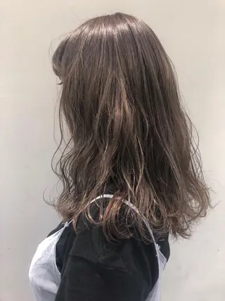 セミロング 似合わせ艶髪カラー ❤️ハダユミのヘアスタイル