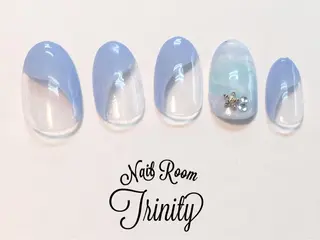 ネイル Trinity staffのネイルデザイン