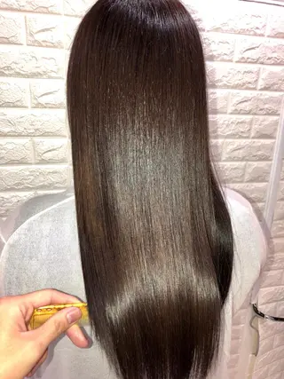 ロング 20代半ば上質なへア ケア 髪質改善 大西のヘアスタイル