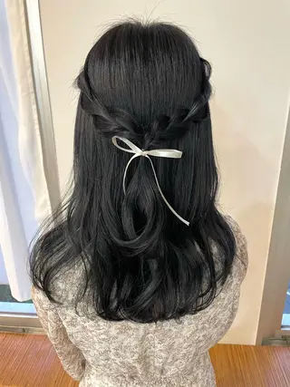 セミロング カラー ヘアアレンジ 【arc】Ruri コテ巻き風パーマのヘアスタイル