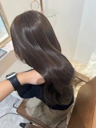 ロング カラー 赤み無し柔らかカラー 【梅田】madokaのヘアスタイル