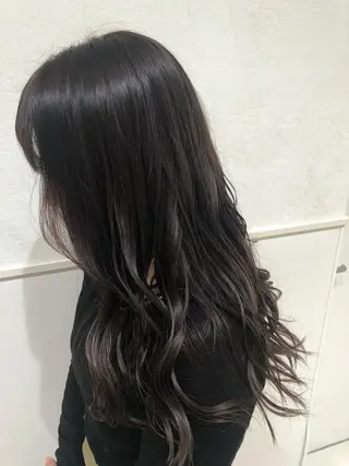 セミロング カラー 樋渡 侑希のヘアスタイル