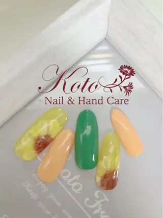 ネイル Risa ネイルサロンKOTOのネイルデザイン