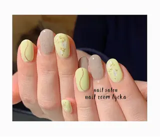 ネイル ﾈｲﾙﾙｰﾑﾘｯｶ 𝐦𝐚𝐲𝐮のネイルデザイン