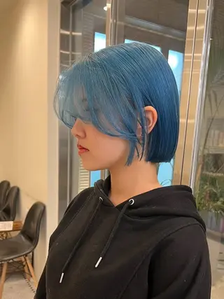 カラー 韓国レイヤーカット/ ハイトーン/マアヤのヘアスタイル