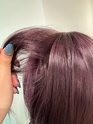 ロング カラー 暗髪🩶ラベンダー/ ブルー/ユウナ🤍のヘアスタイル