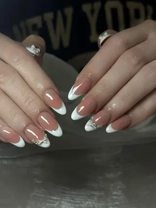 ネイル ANNA NAIL SALON所属・サン サンのネイルデザイン