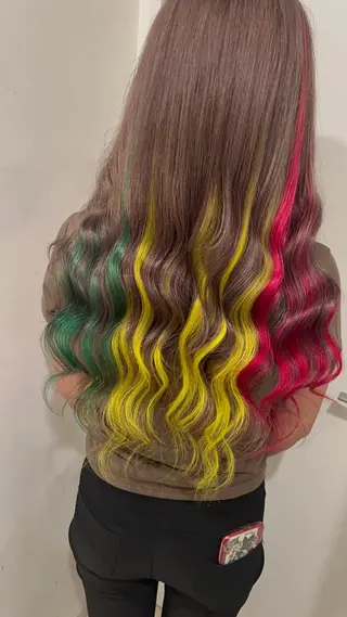 セミロング カラー ヘアアレンジ 🔥ハイトーンカラー ギャルNAOKI🔥のヘアスタイル