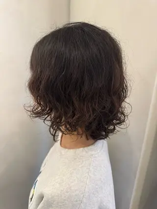 ミディアム パーマ 田村講幸 ALBUMアカデミーのヘアスタイル