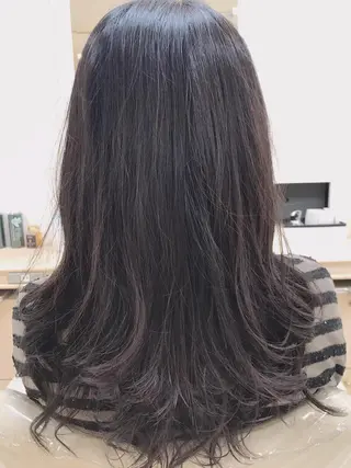 セミロング 店長ハイトーンカラー 柞山史奈のヘアスタイル
