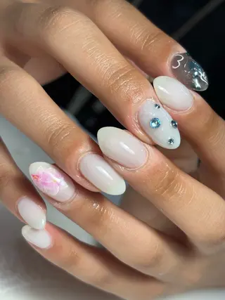 ネイル ✴︎ Delightのネイルデザイン