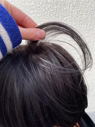 ショート カラー 高橋 愛美のヘアスタイル