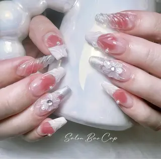 ネイル SALON BAOCAP所属・グィン ティ ナのネイルデザイン