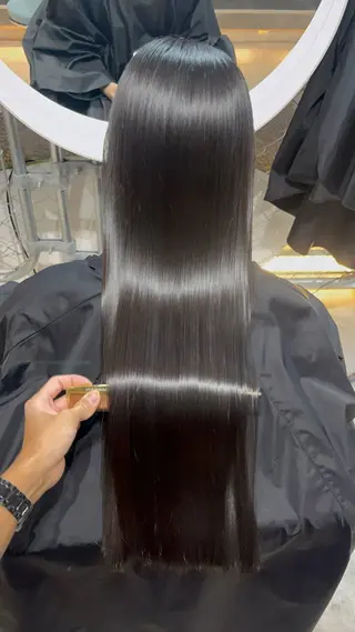 ロング CoCooN TAKUMAのヘアスタイル