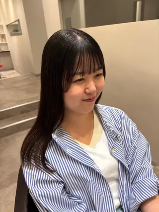 ロング 山下 ちひろのヘアスタイル