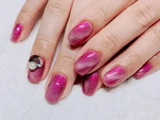 ネイル THECOLORS所属・近貞 莉奈のネイルデザイン