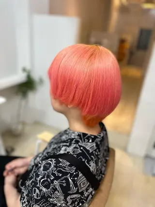 ミディアム カラー パーマ ヘアアレンジ キッズ ネイル マツエク・マツパ アイブロウ 🌟ブリーチ特化型 ハイトーンカラー🌟のヘアスタイル