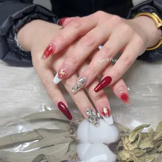 ネイル KURE ISAKIのネイルデザイン