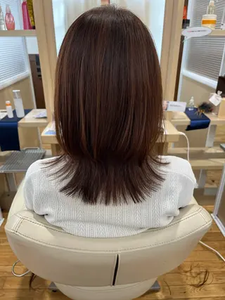 セミロング カラー 鈴木 結のヘアスタイル