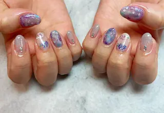 ネイル ネイルリボン 受付スタッフのネイルデザイン