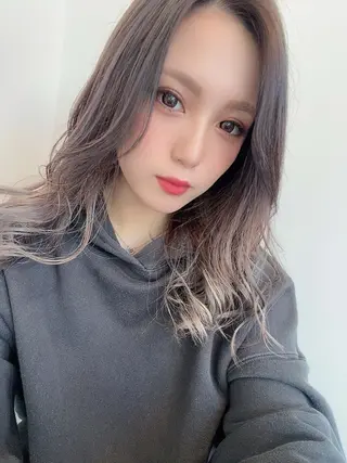 ロング カラー 🫧透明感カラー🫧 海田駅❄️Nao❄️のヘアスタイル